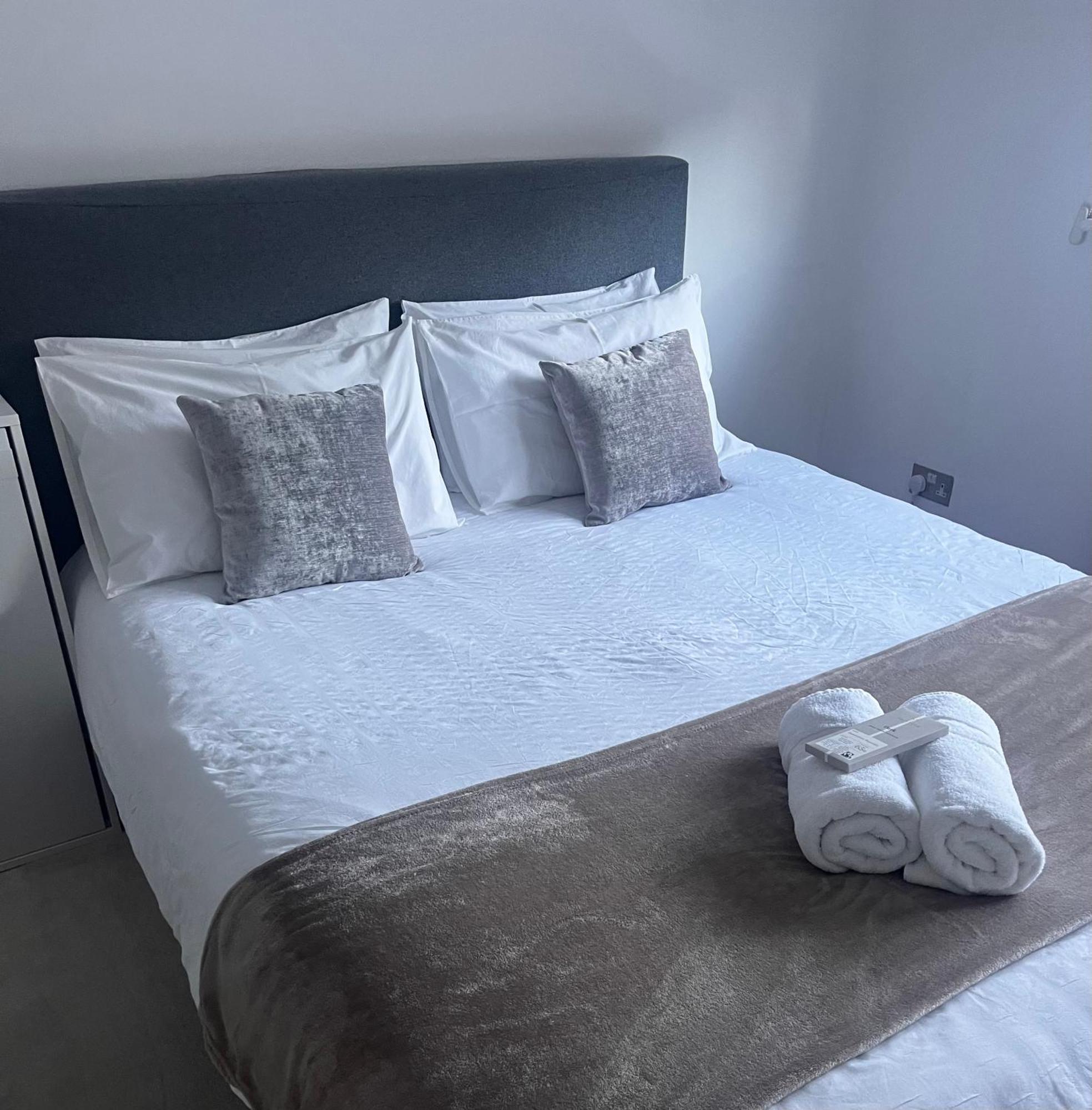 Hyde Park,3 Min Walk,Family Home! 2 Bedrooms & 2 Bathrooms Apartment! Fantastic Location 伦敦 外观 照片